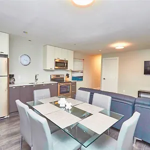 https://luxury-boutique-two-bedroom-condo-4a.niagara-fallshotels.com