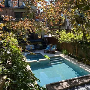 https://superb-beach-homeheated-pool-hot-tub-open-365days.hotelstorontoontario.org