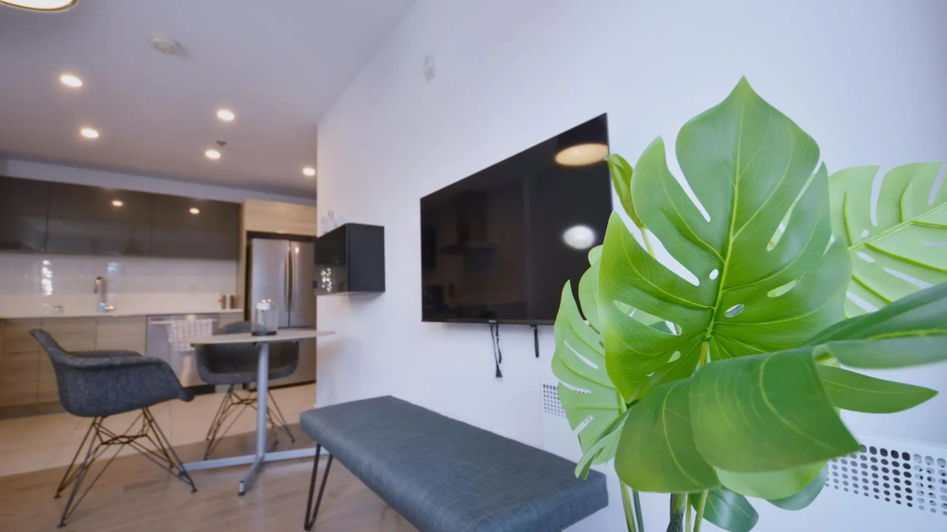 Mila Suites Montreal Apartment