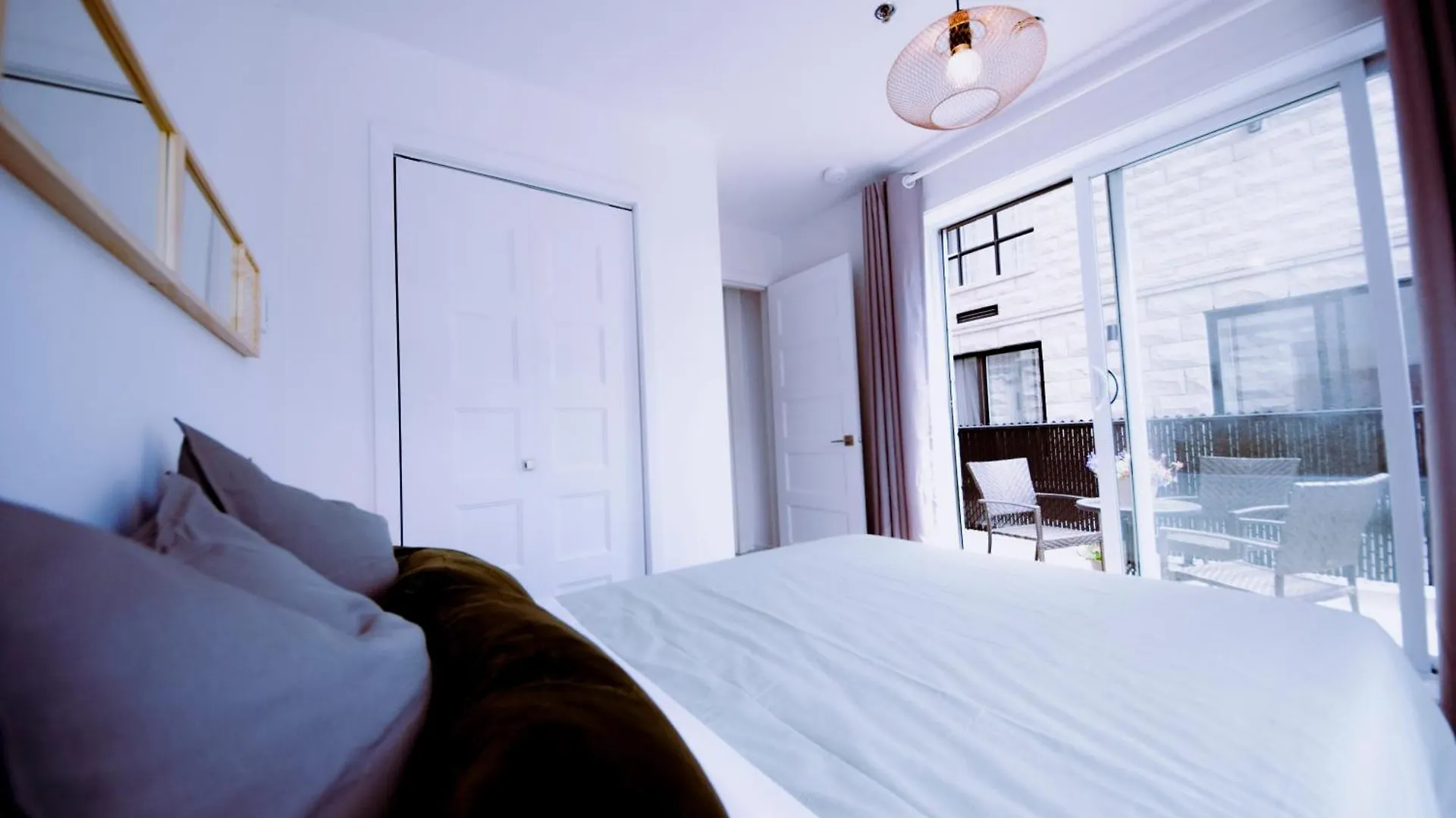 Mila Suites Montreal 0*,