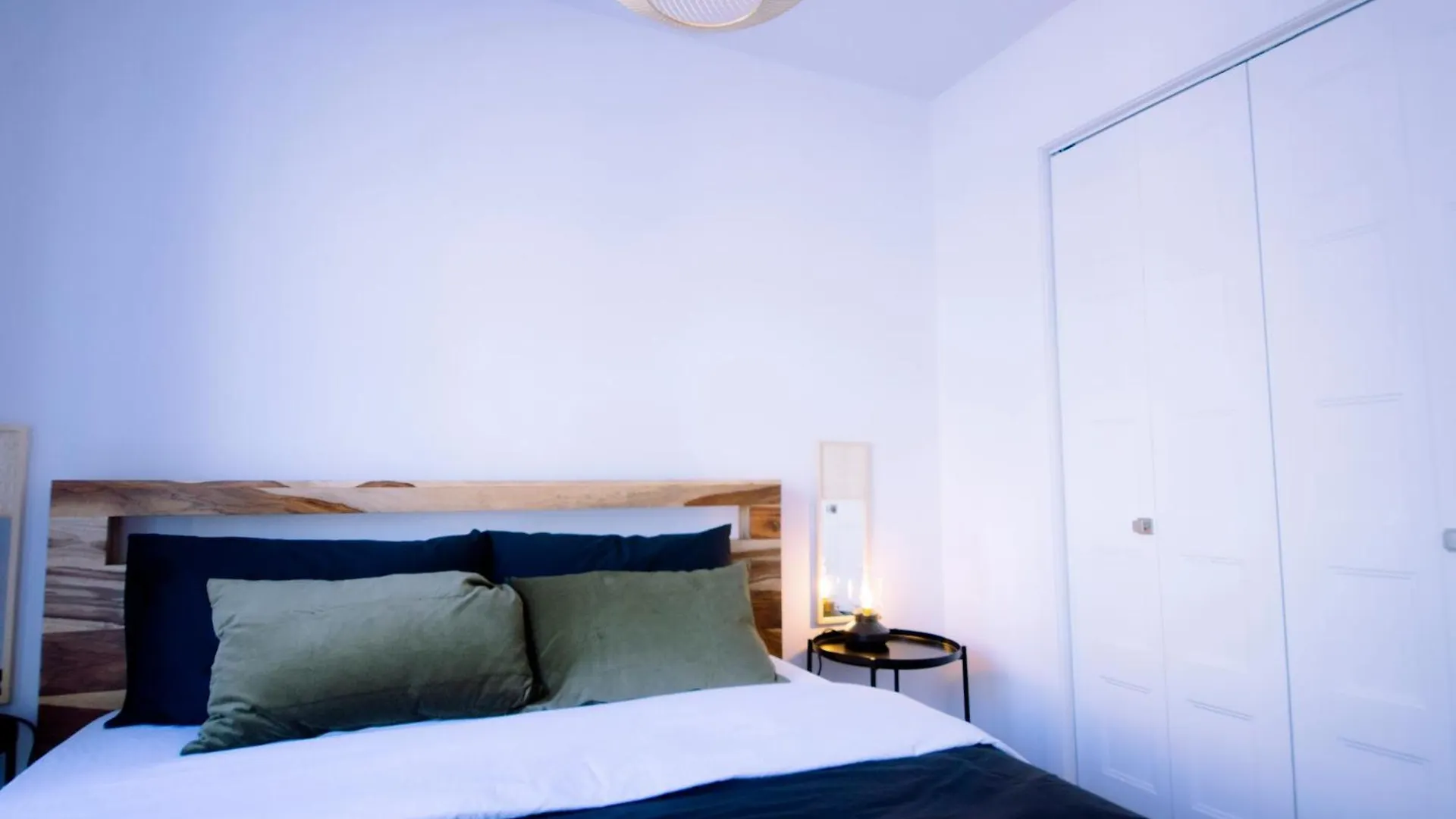 Apartment Mila Suites Montreal Canada