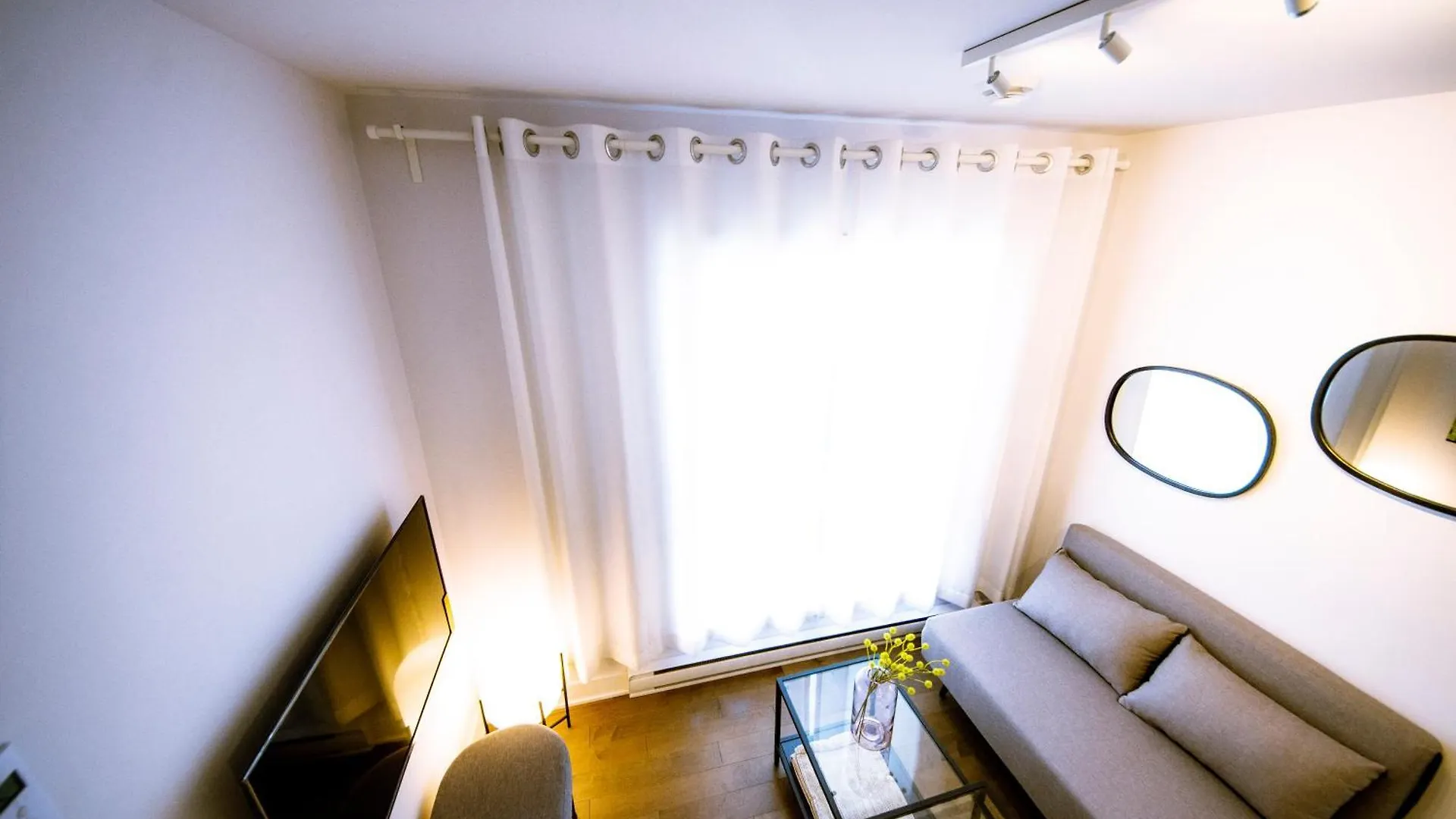 Apartment Mila Suites Montreal Canada