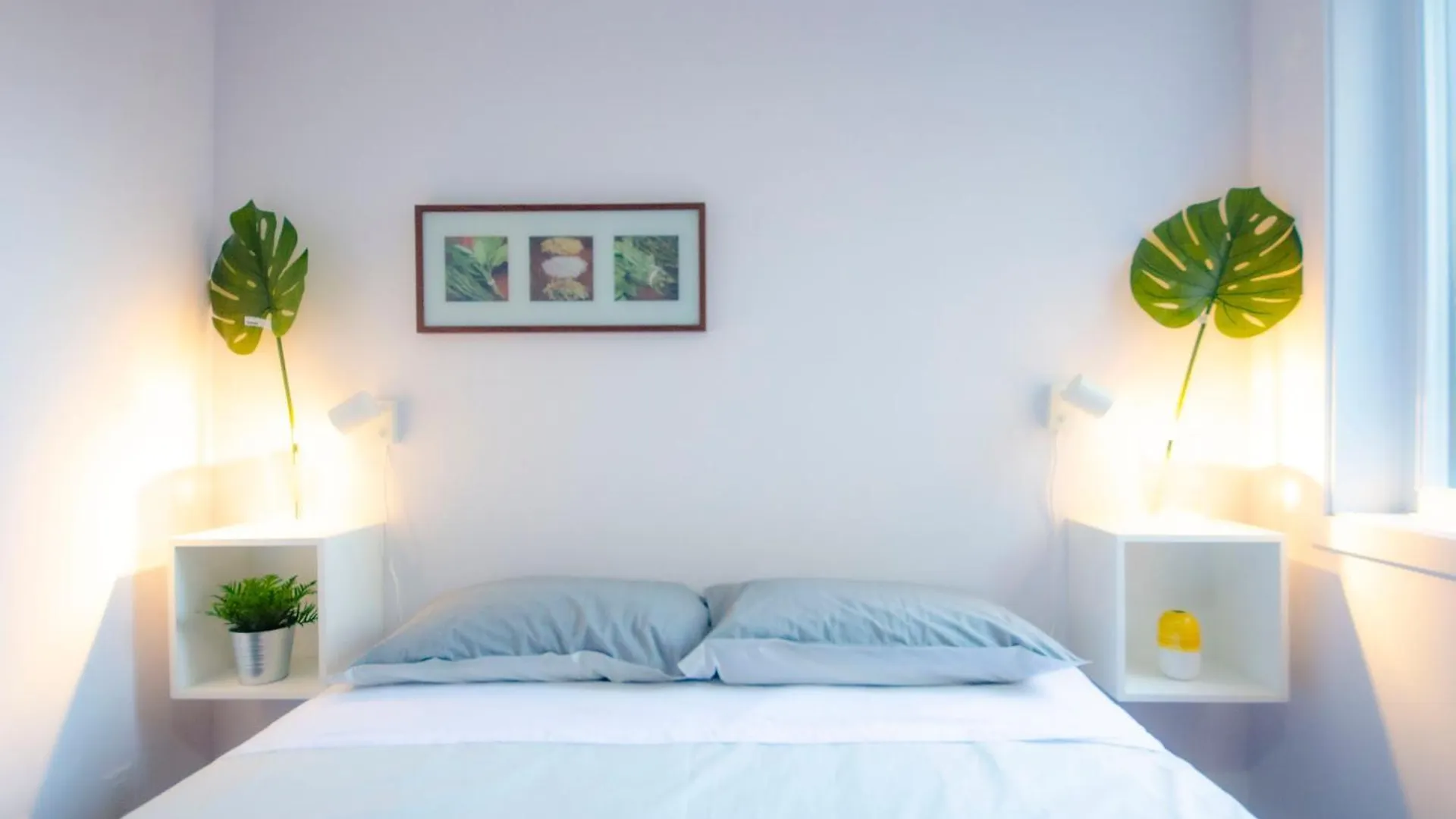 Mila Suites Montreal 0*,