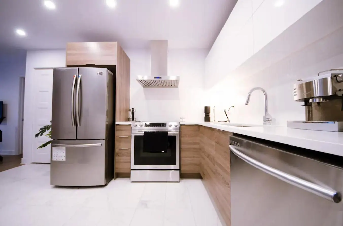 Mila Suites Montreal 0*,